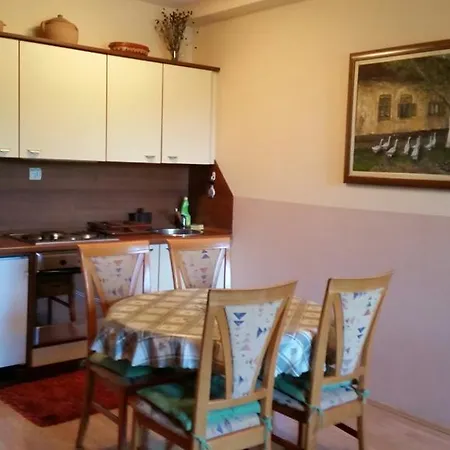 Jezero 아파트 즐라티보